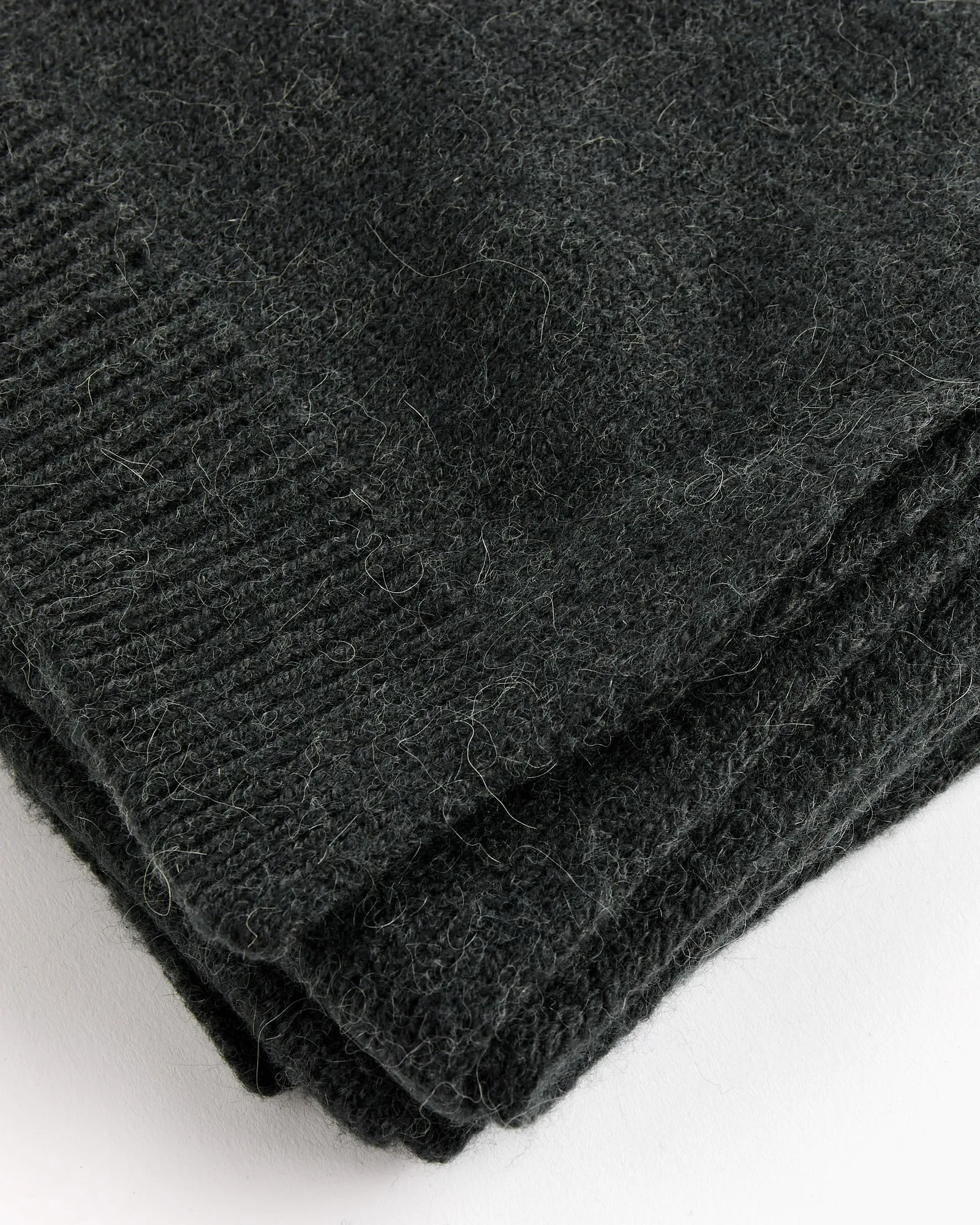 Alpaca Blend Knit Scarf in Charcoal