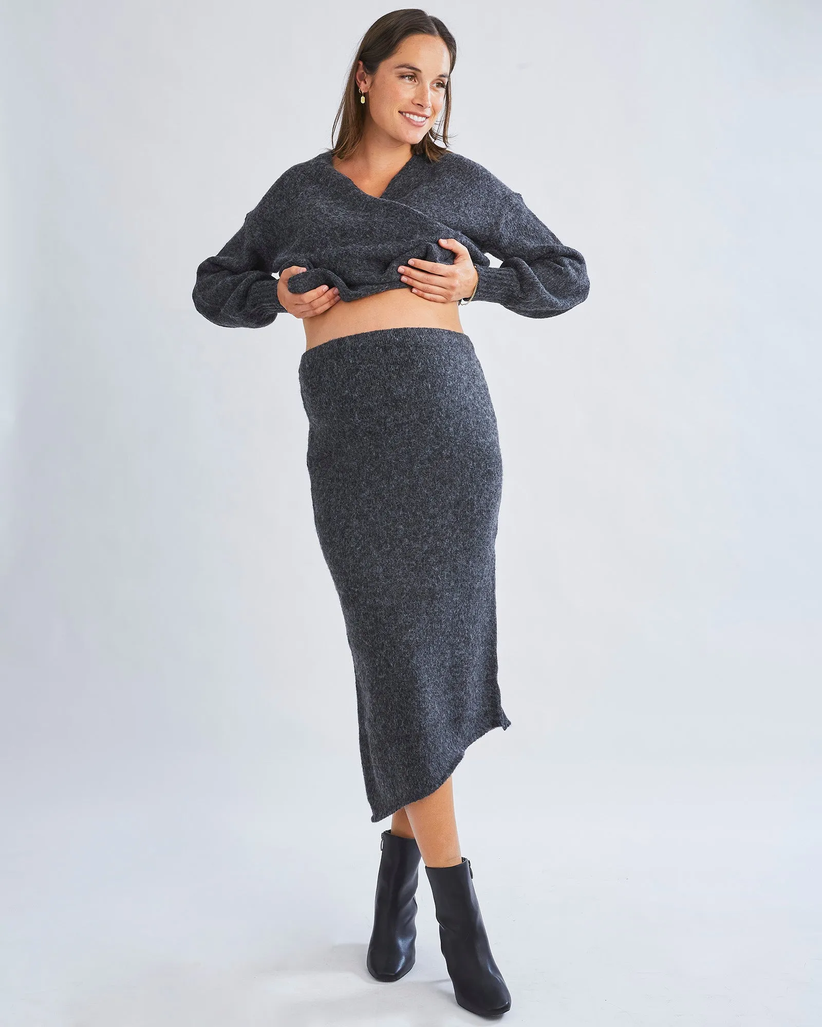 Amélie's Enchanting Allure Asymmetrical Knit Midi Skirt -Charcoal