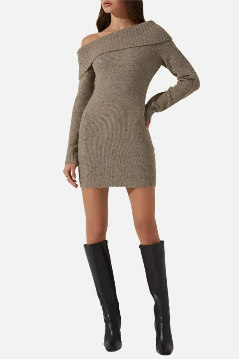 ASTR The Label Leya Sweater Dress