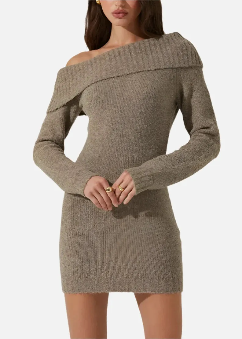 ASTR The Label Leya Sweater Dress