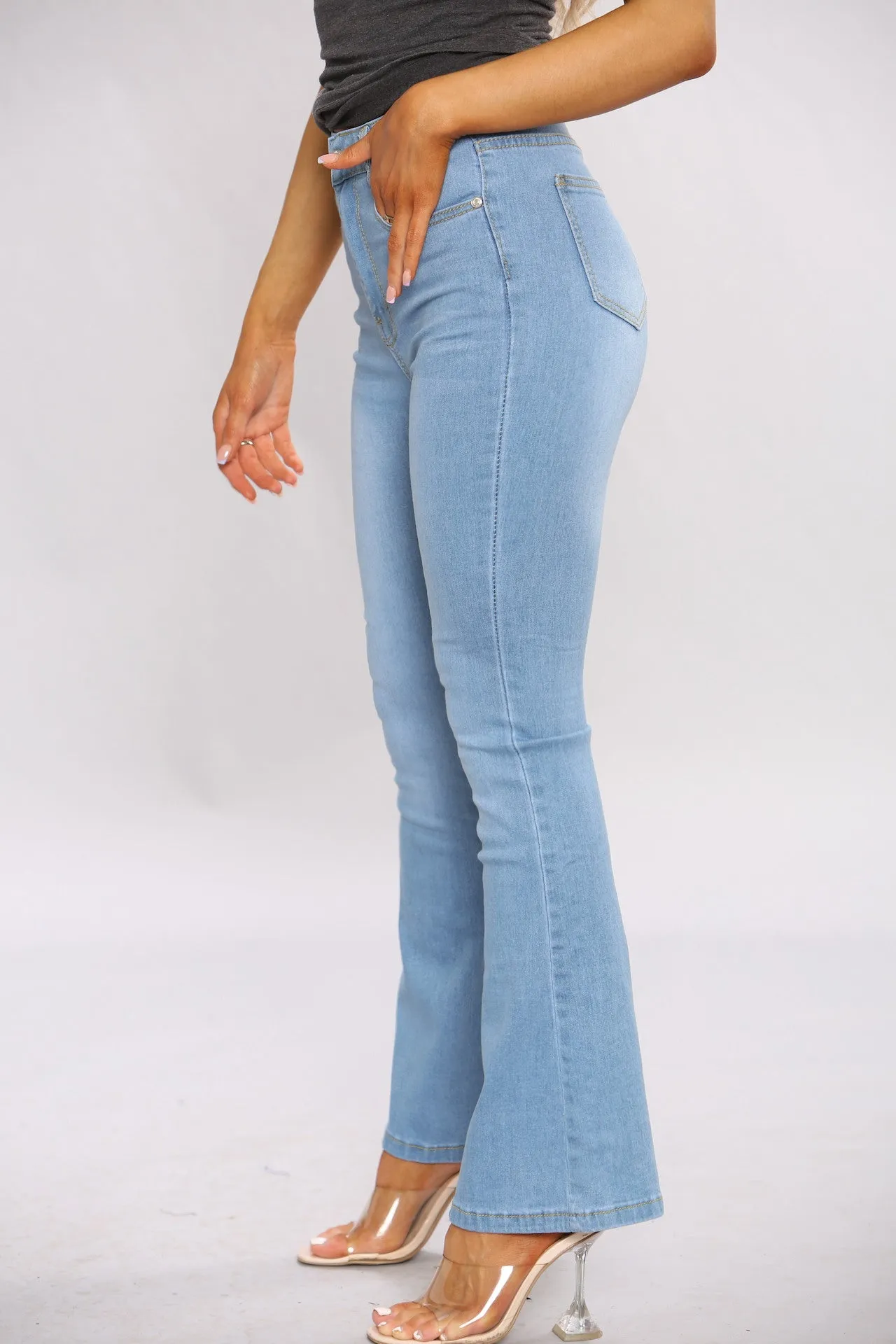 BLUE BOOT CUT JEANS