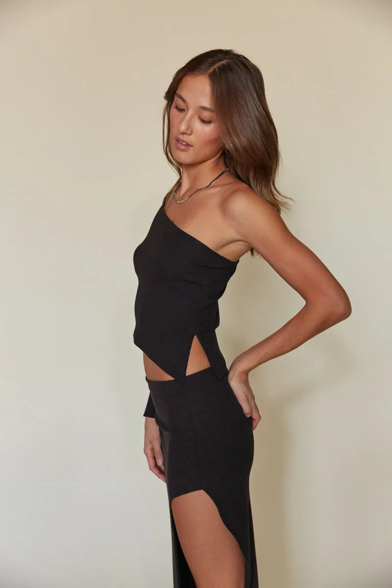 Brynlie Asymmetrical One Shoulder Top