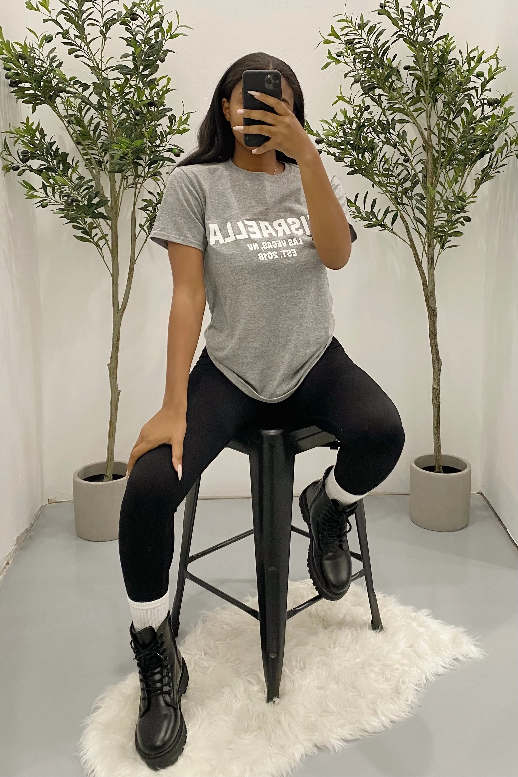 Classic Israella Tee (Grey)