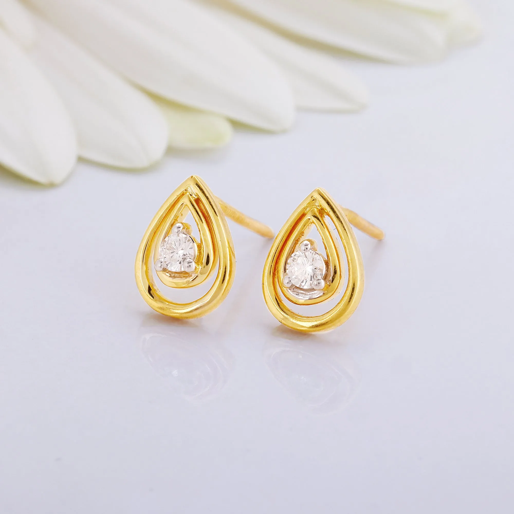 Gold Raindrop Diamond Earrings