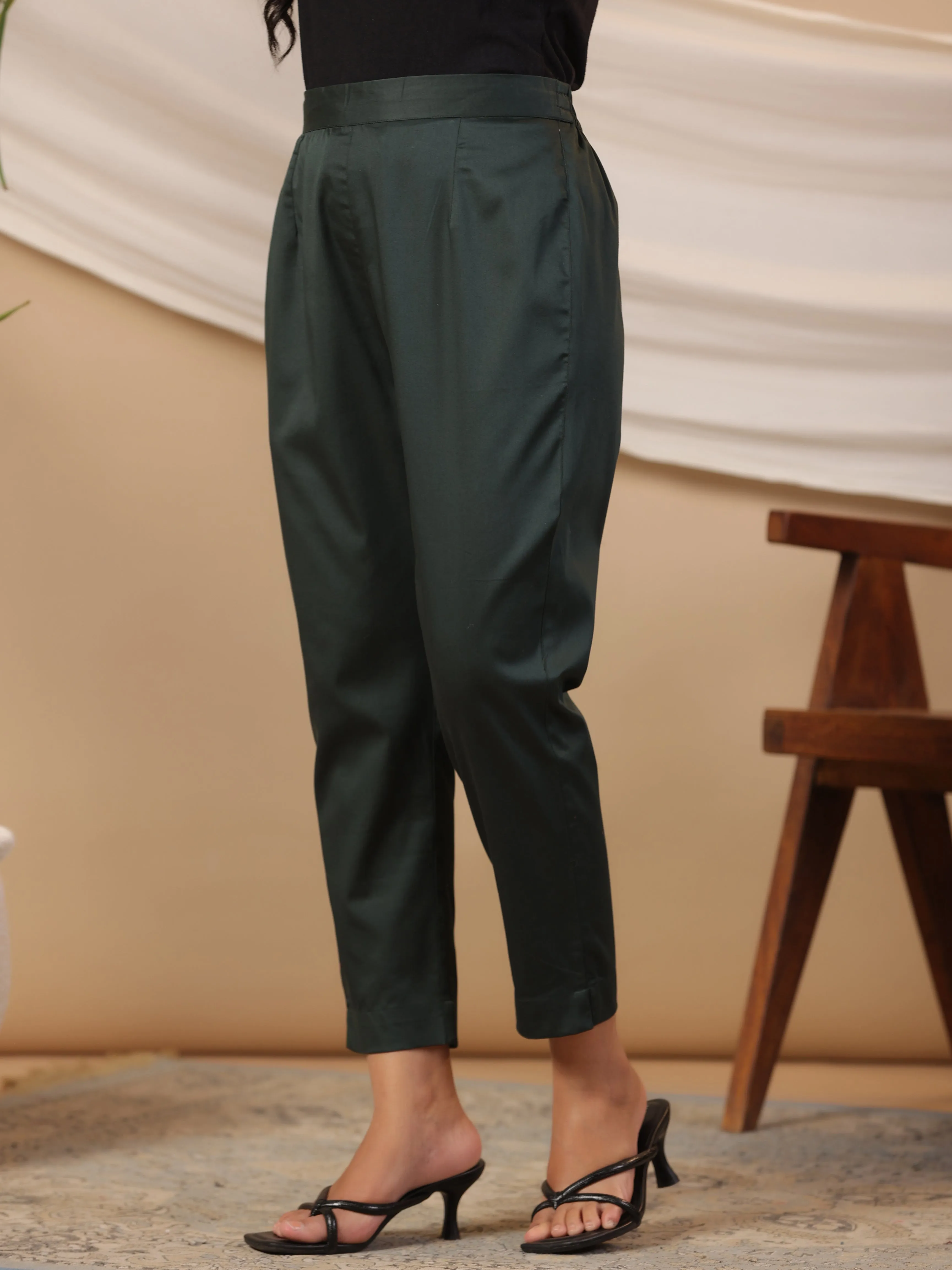 Jashvi Jade Green Solid Lycra Women Drawstring Pants With Single Side Pocket