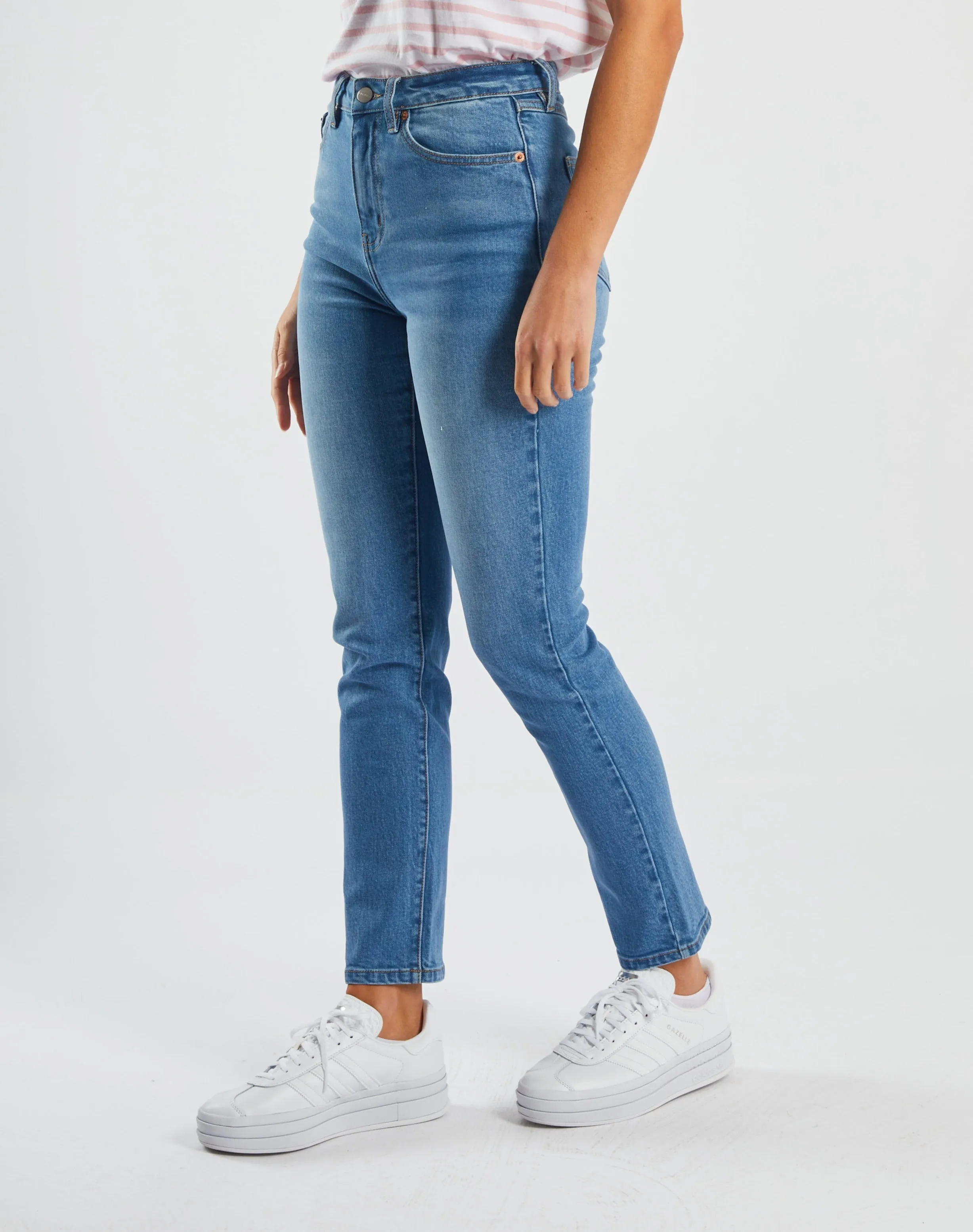 Paige Slim Jean Light Blue