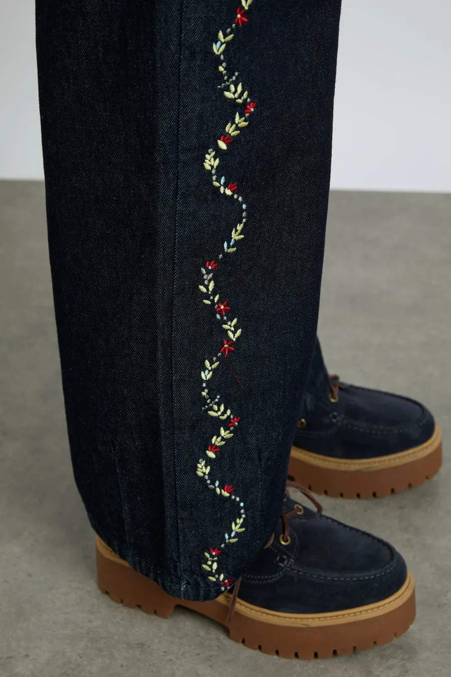 rafe jeans - embroidered floral