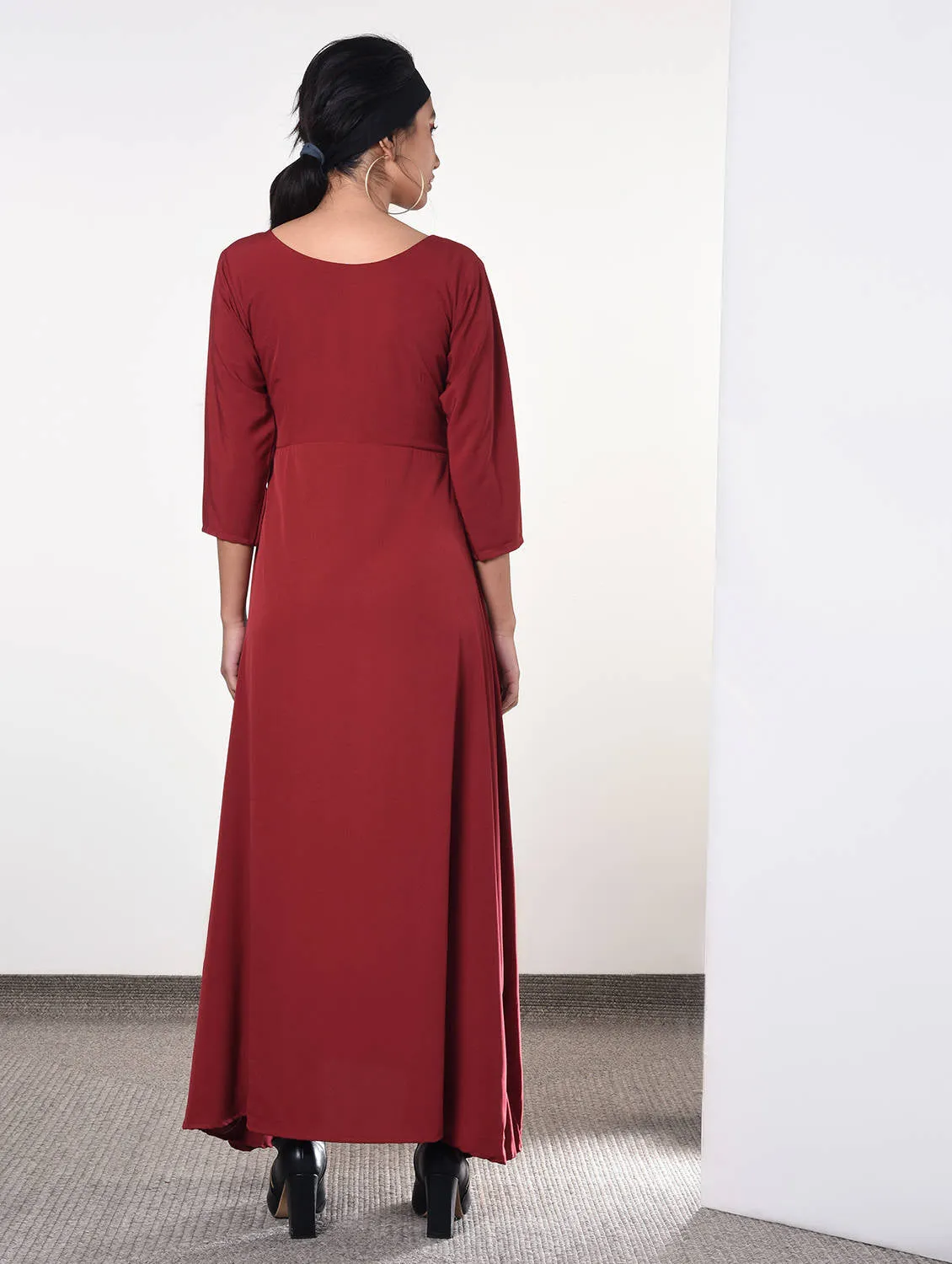 Round neck solid maxi dress