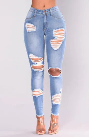 Straight Shooter Ripped Jeans^