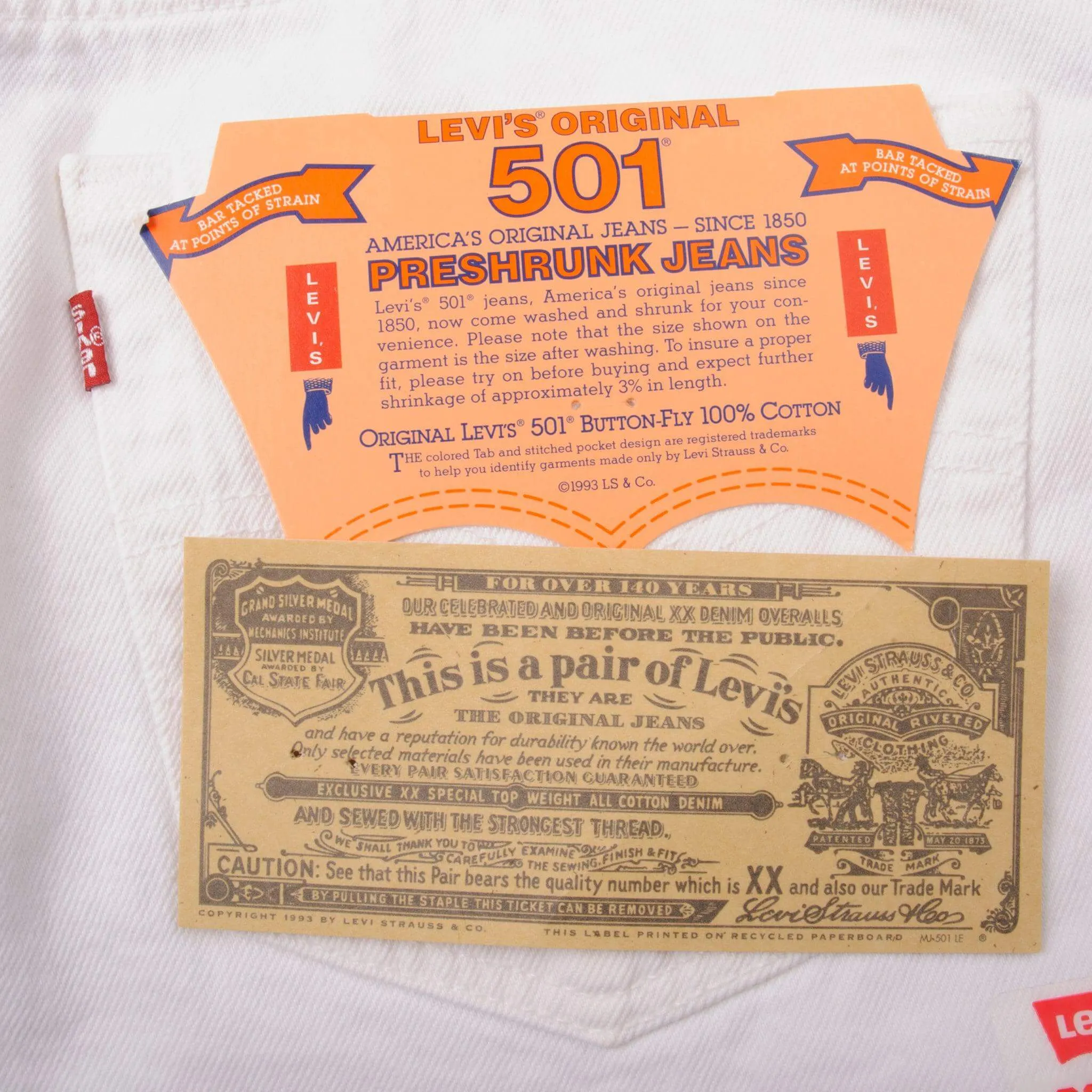 VINTAGE LEVIS 501 WHITE PRESHRUNK JEANS 1993 SIZE 33X32 W33 L32 MADE IN USA DEADSTOCK